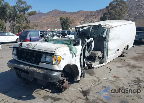 2002 Ford E-350 Super Duty Commercial/Recreational z USA, uszkodzony, nr VIN 1FTSS34S12HB25626